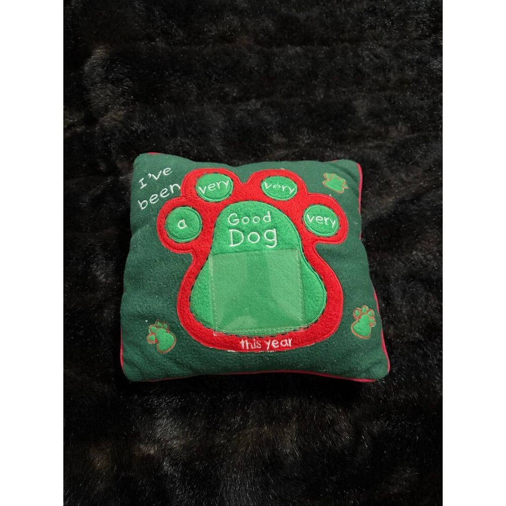 Christmas‎ Santa .. I've been a very very good dog pillow with photo insert